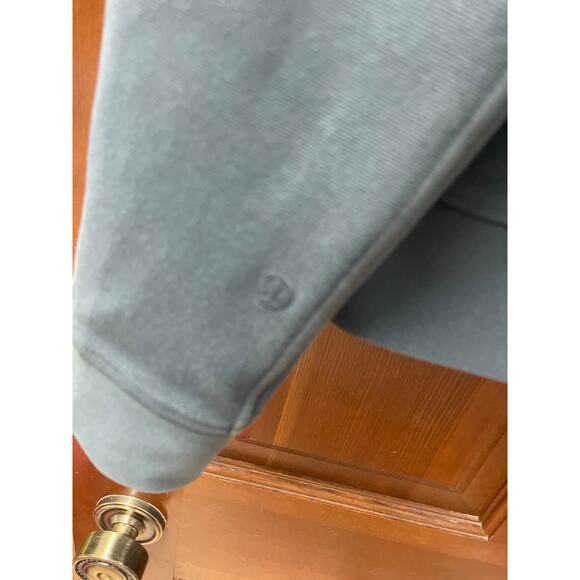 Lululemon men’s zip front jacket size large - Picture 6 of 8